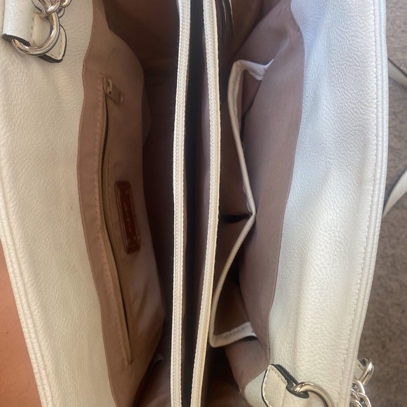 White Nine West crossbody structured handbag with top handle - Picture 8 of 8